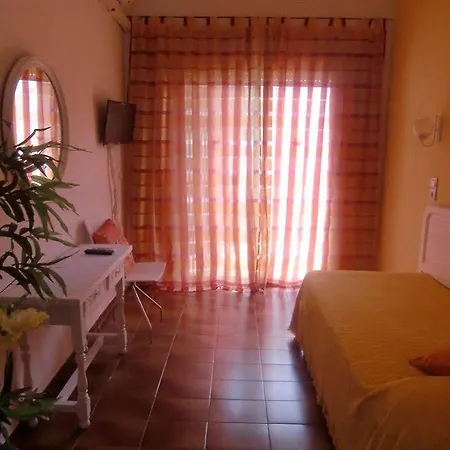 Hotel Plaza Miami - Solo Adultos