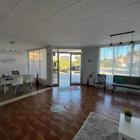 Plaza Miami - Solo Adultos